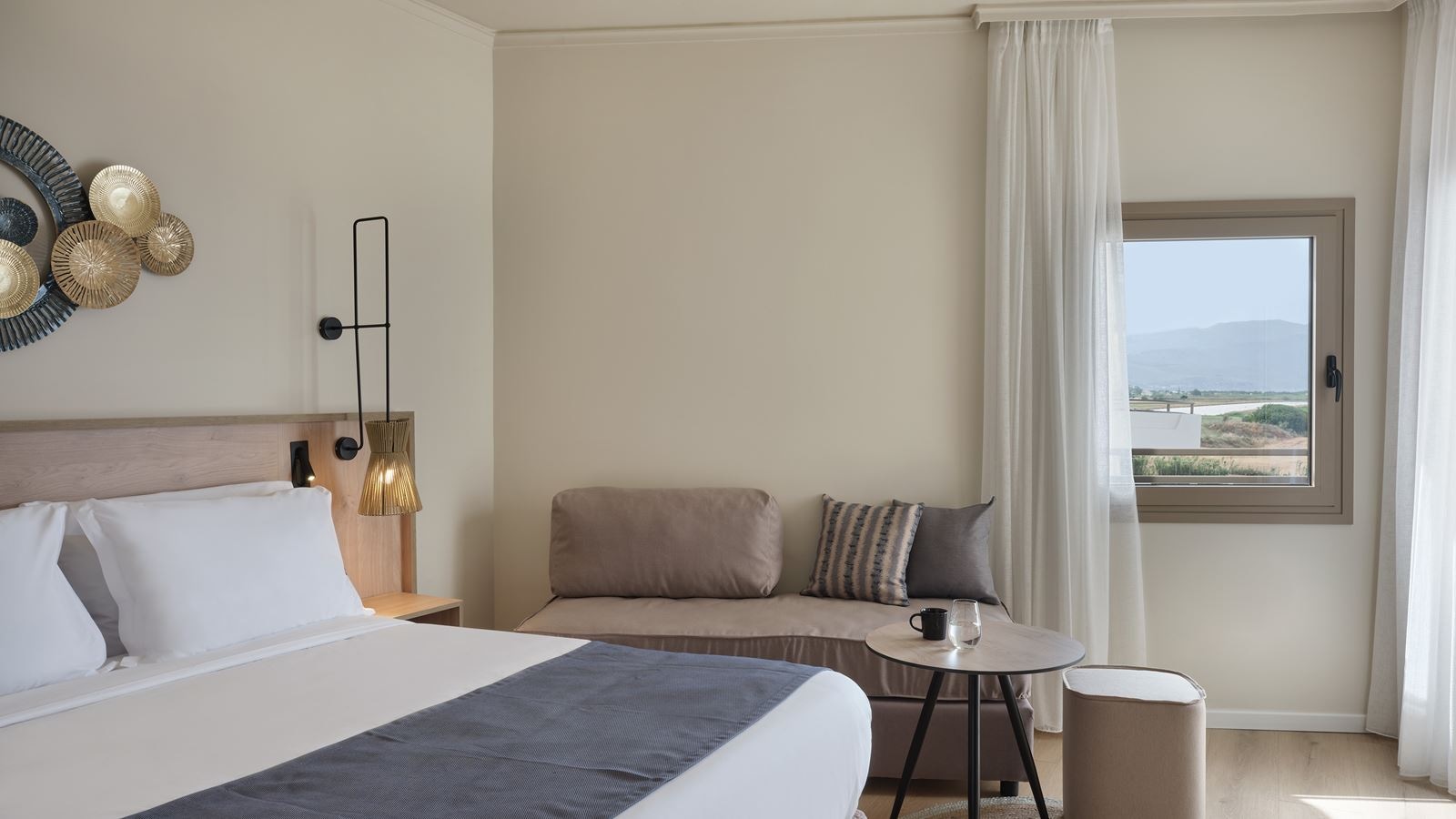 rooms-room-triple-inland-view