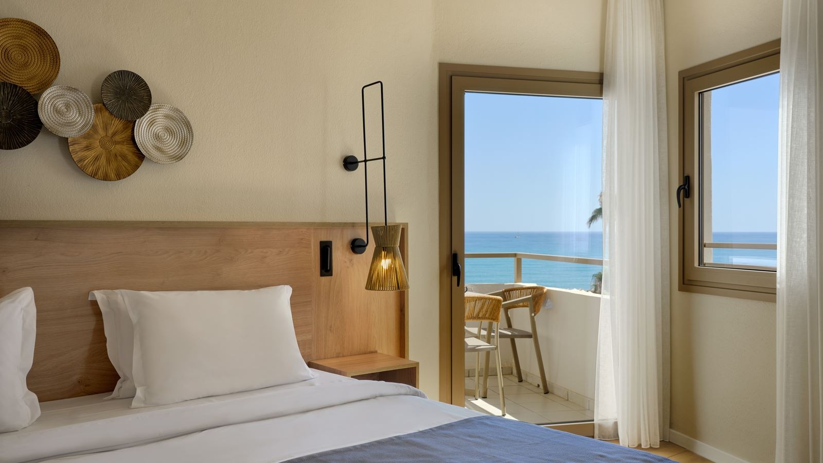 rooms-room-double-sea-view
