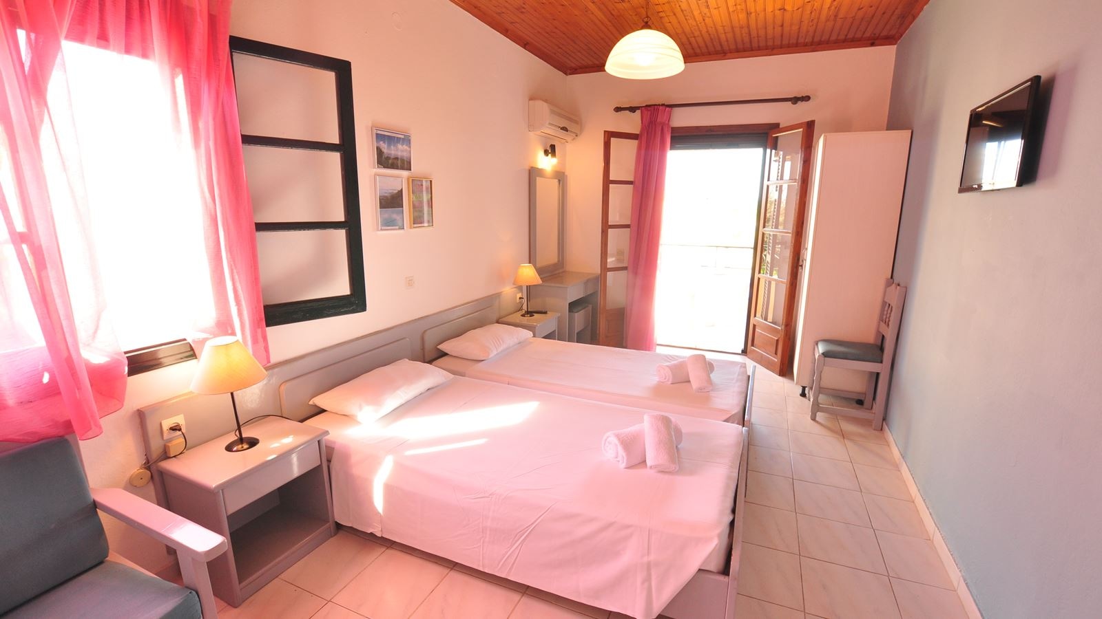 rooms-studio-for-2-persons