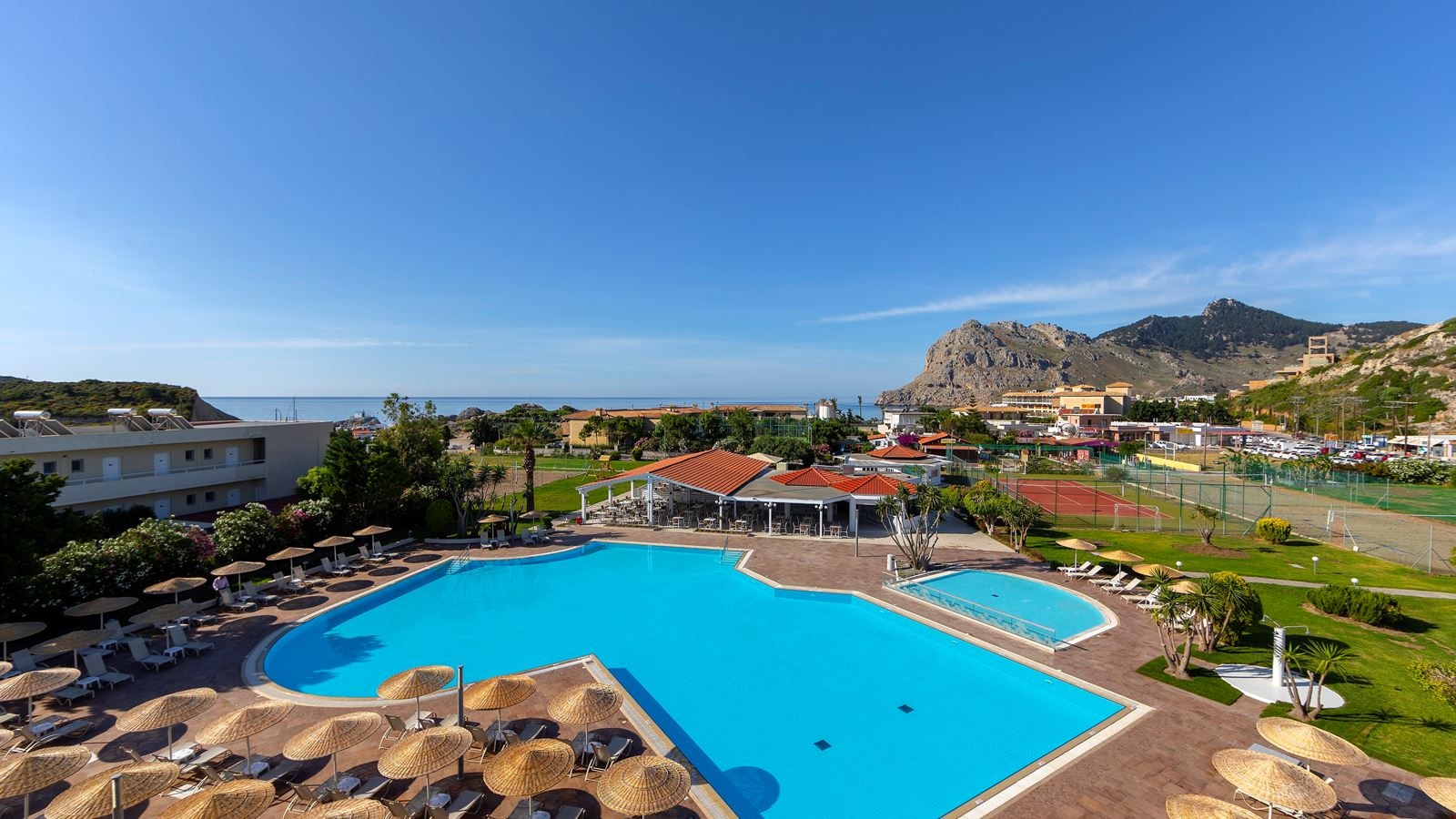 pools-outdoor-pool