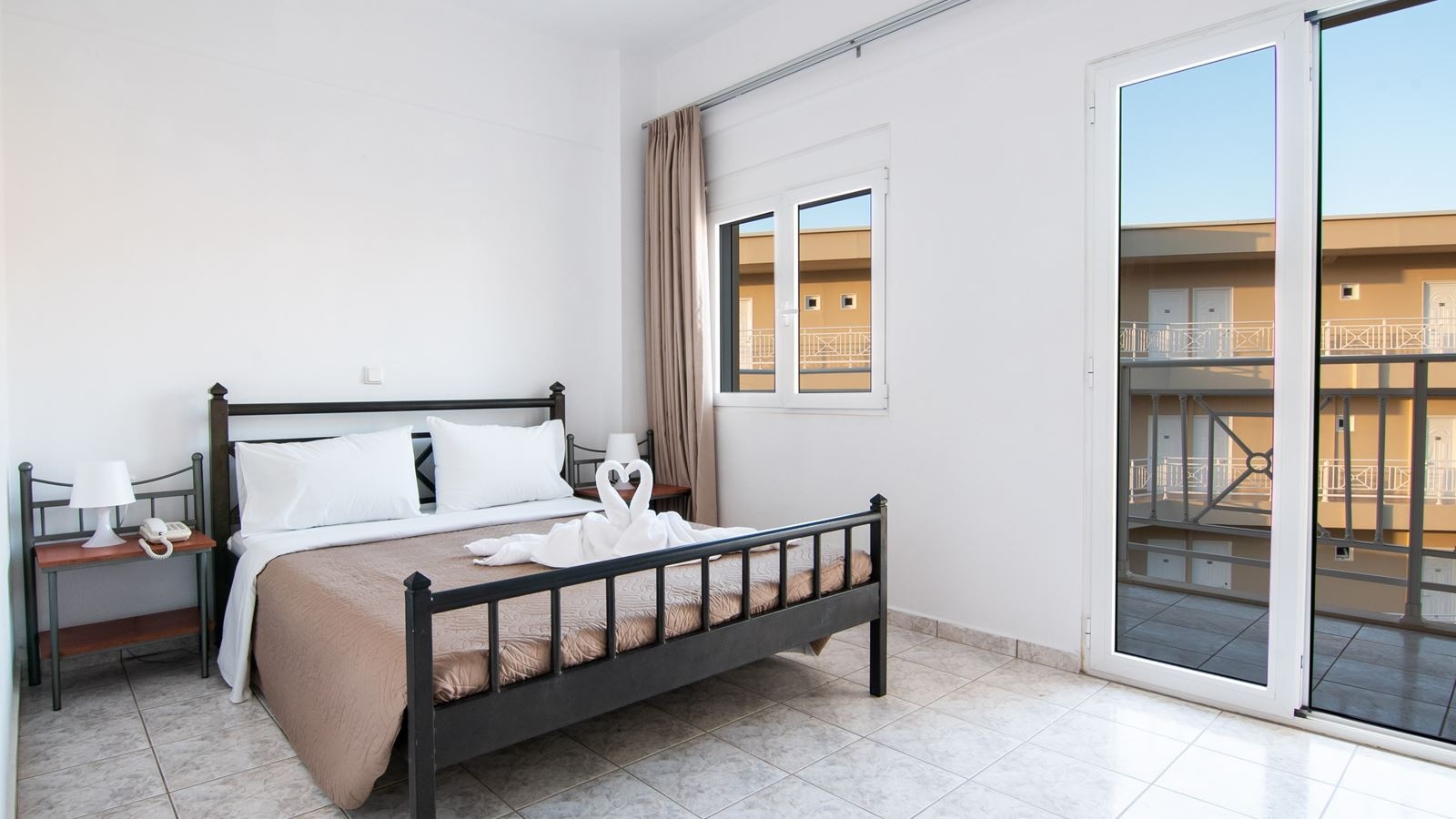 rooms-double-room