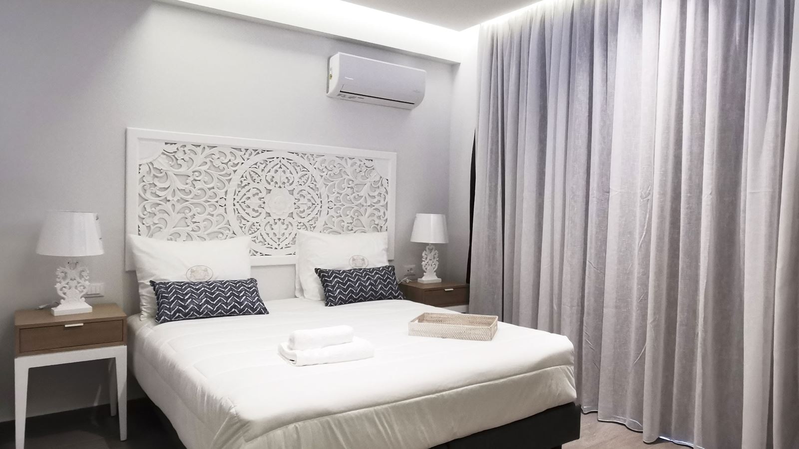 rooms-economy