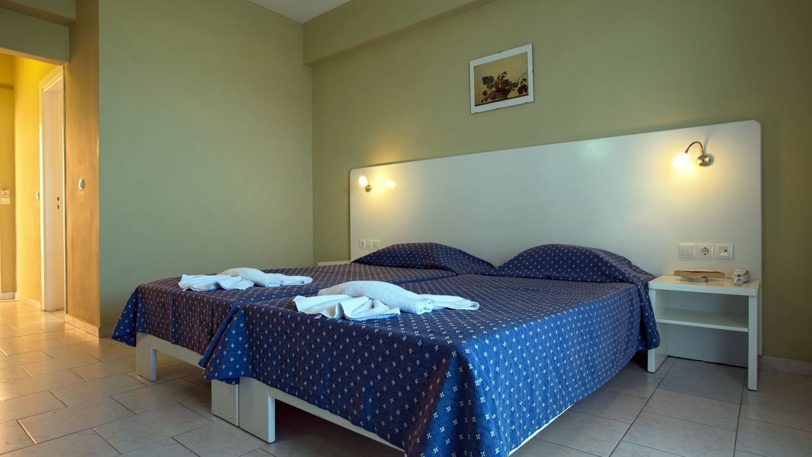 rooms-family-room