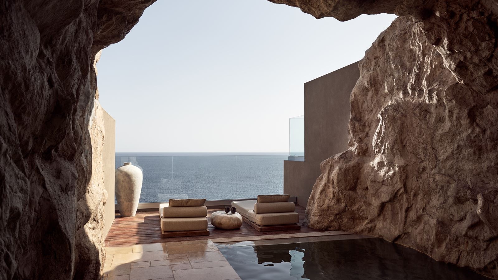 rooms-cave-suite-sea-view-private-pool