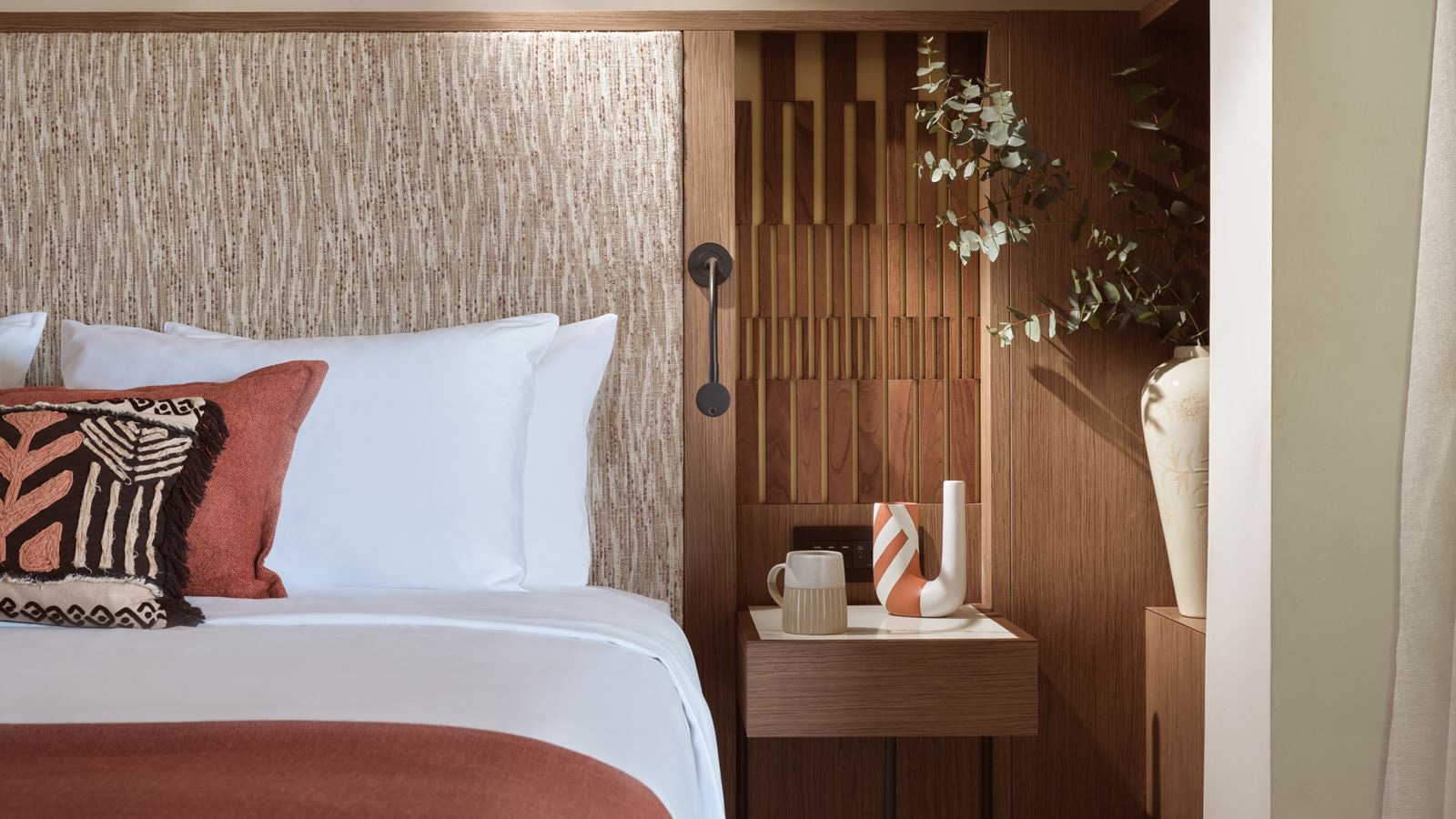 rooms-deluxe-double-room-garden-view
