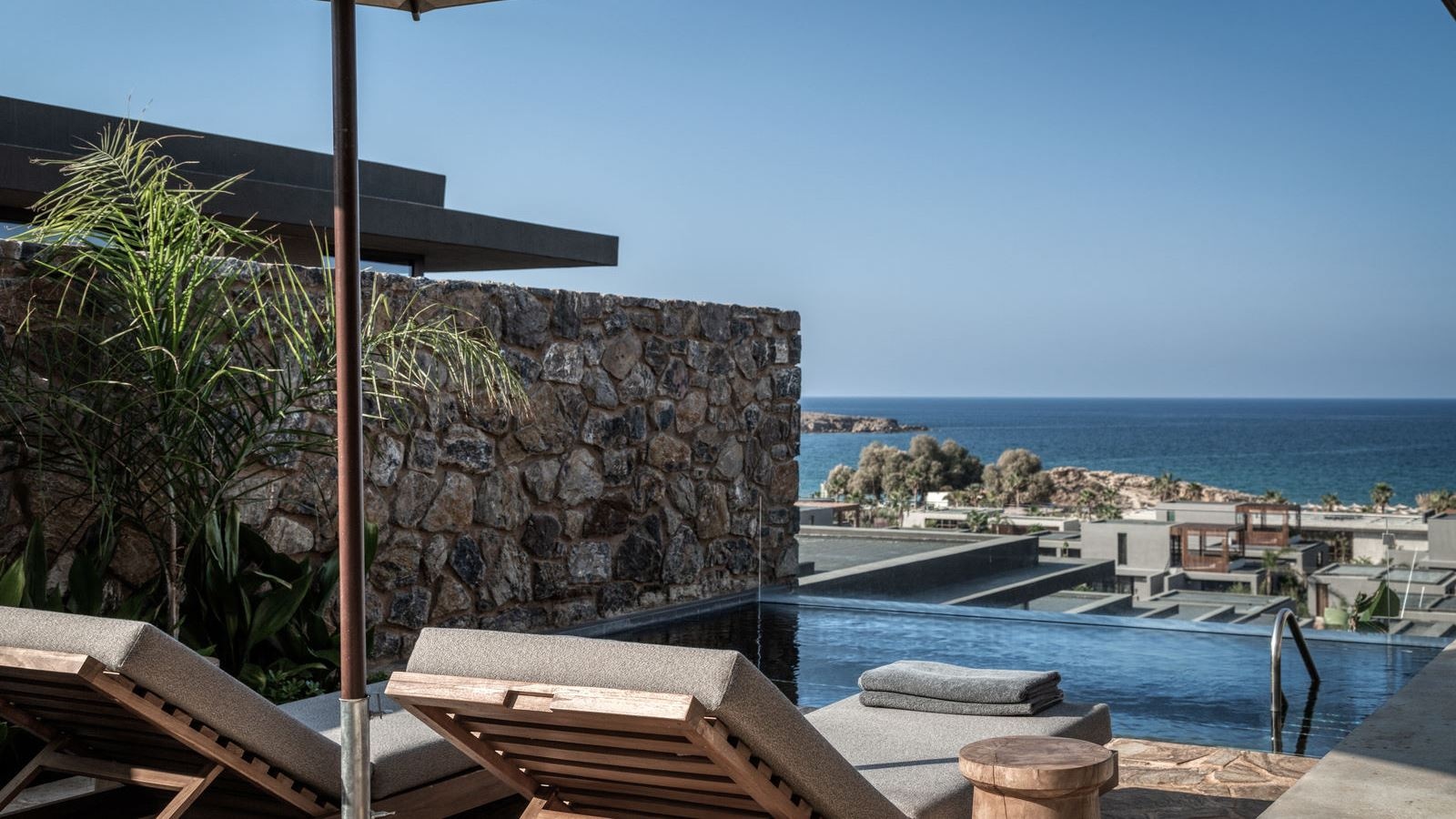 rooms-family-villa-2-bedrooms-private-pool