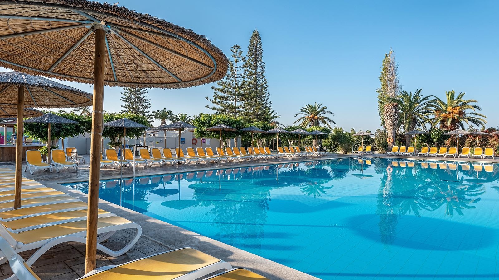 pools-outdoor-pool