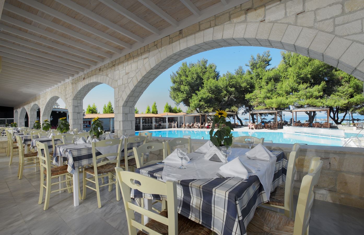 restaurants-taverna