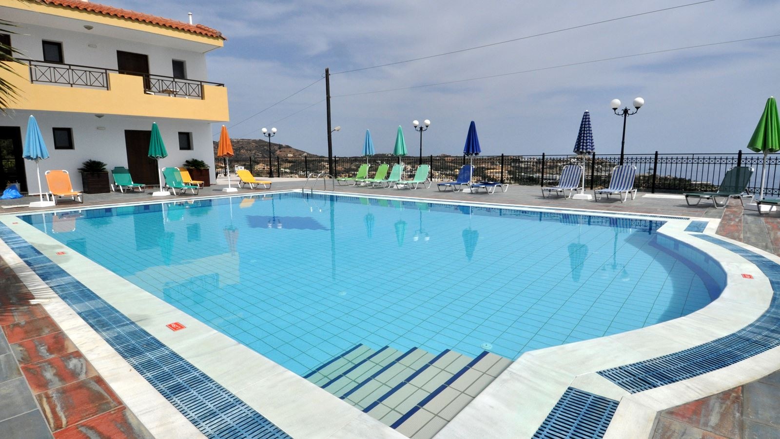 pools-outdoor-pool