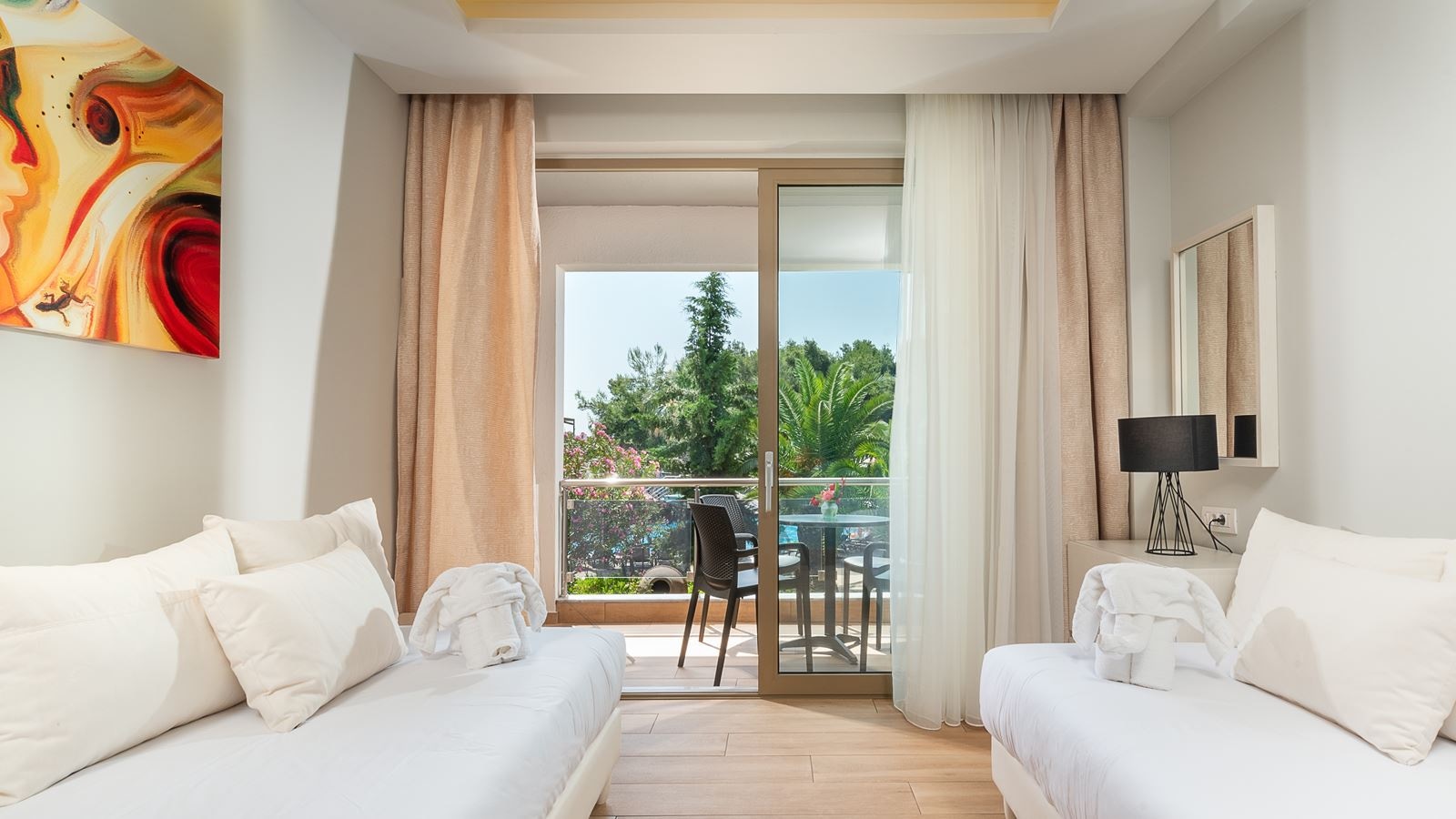 rooms-junior-suite