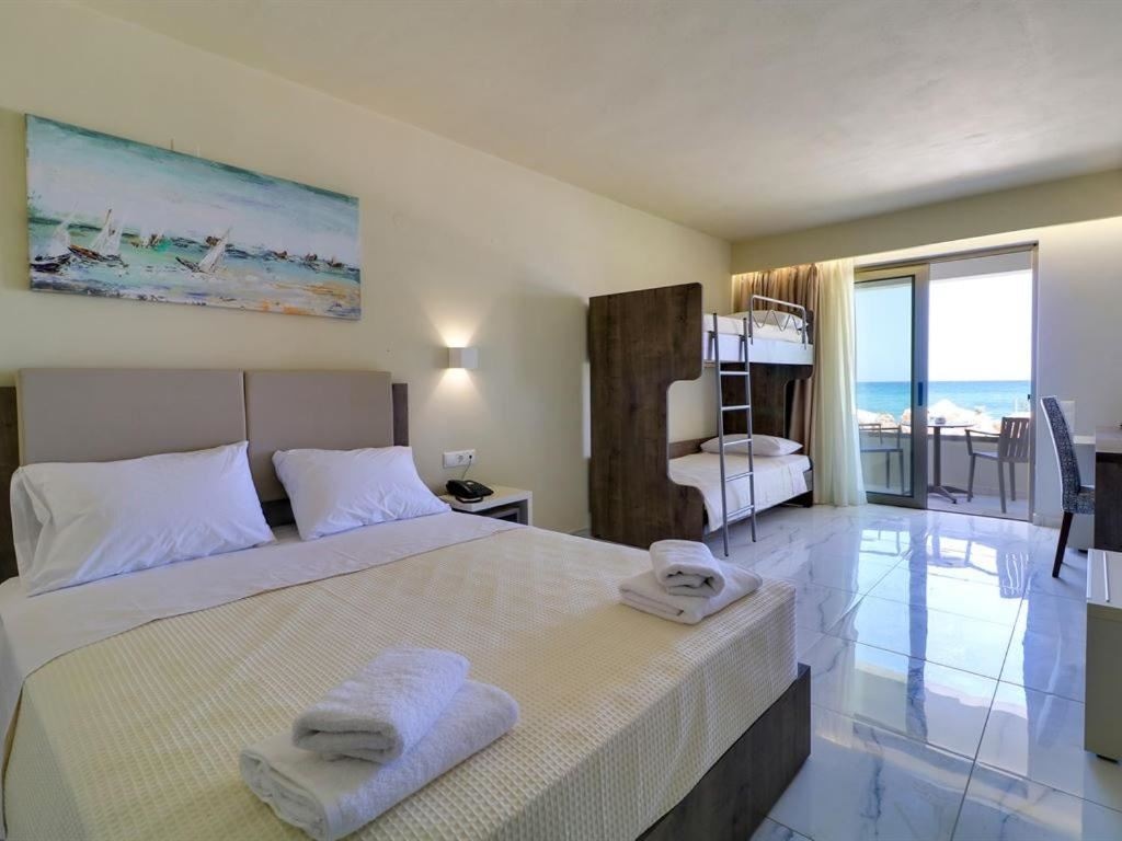 rooms-family-2-rooms-inland-view