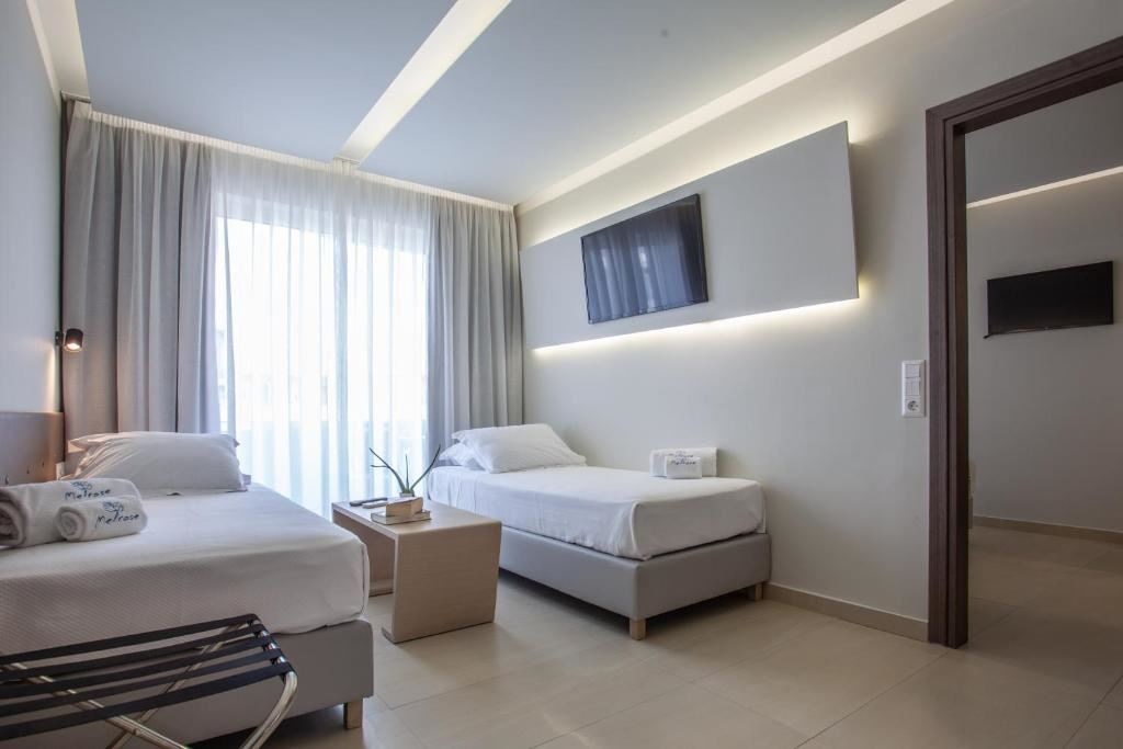rooms-family-room