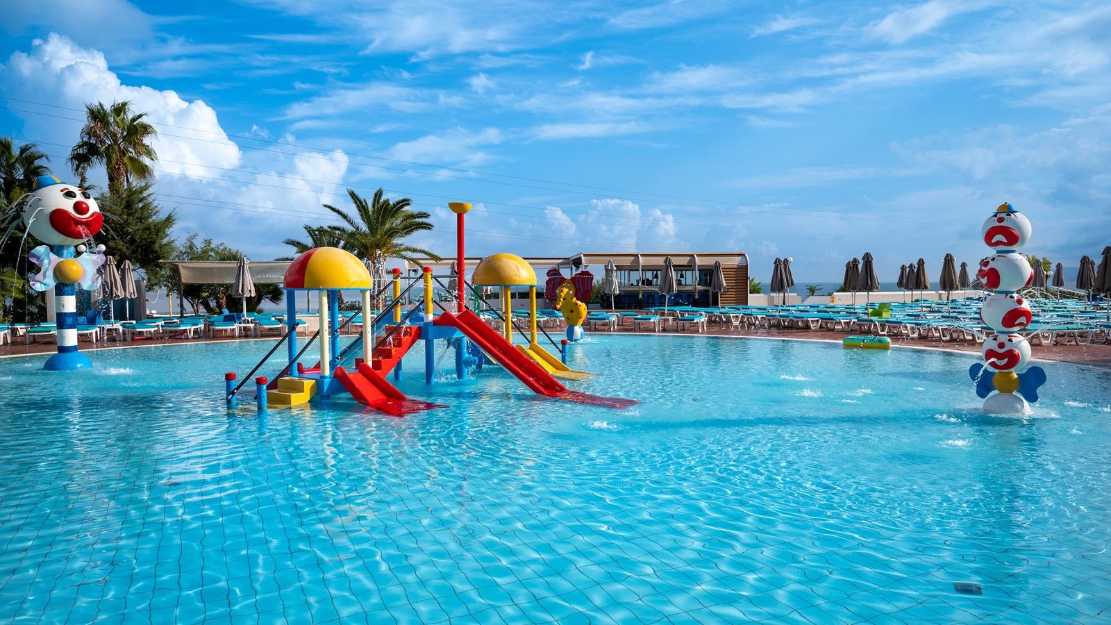 pools-outdoor-childrens-pool