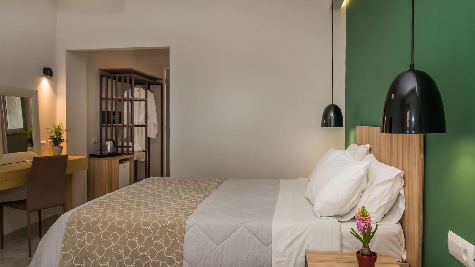 rooms-superior-double-room-balcony-or-terrace
