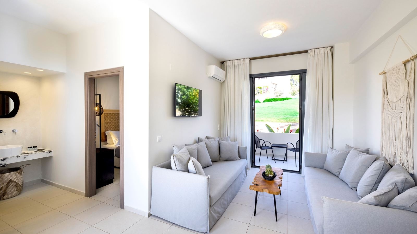 rooms-suite-superior-1-bedroom