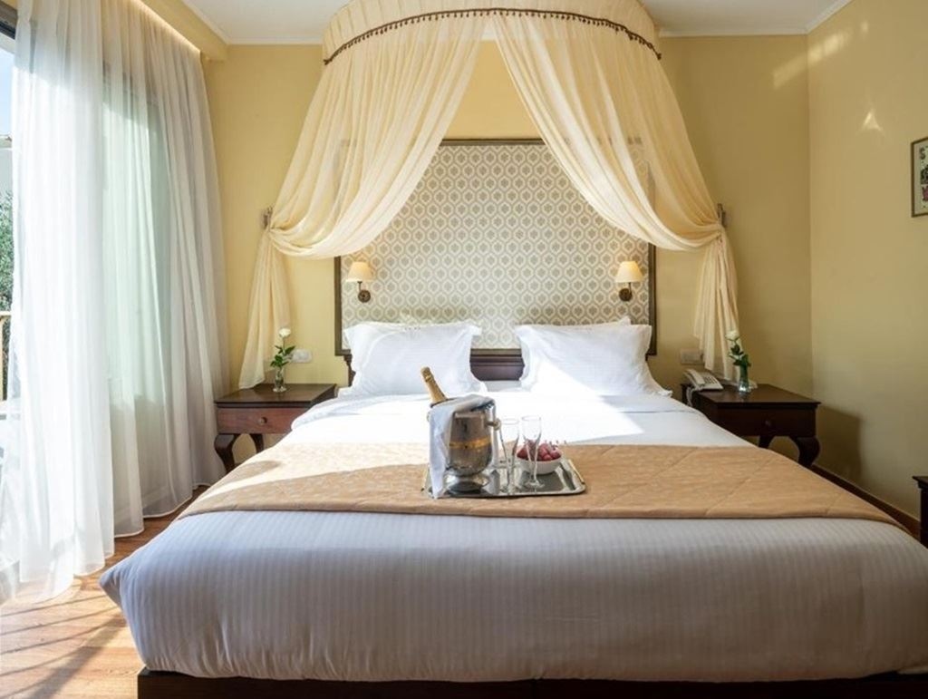 rooms-triple-room