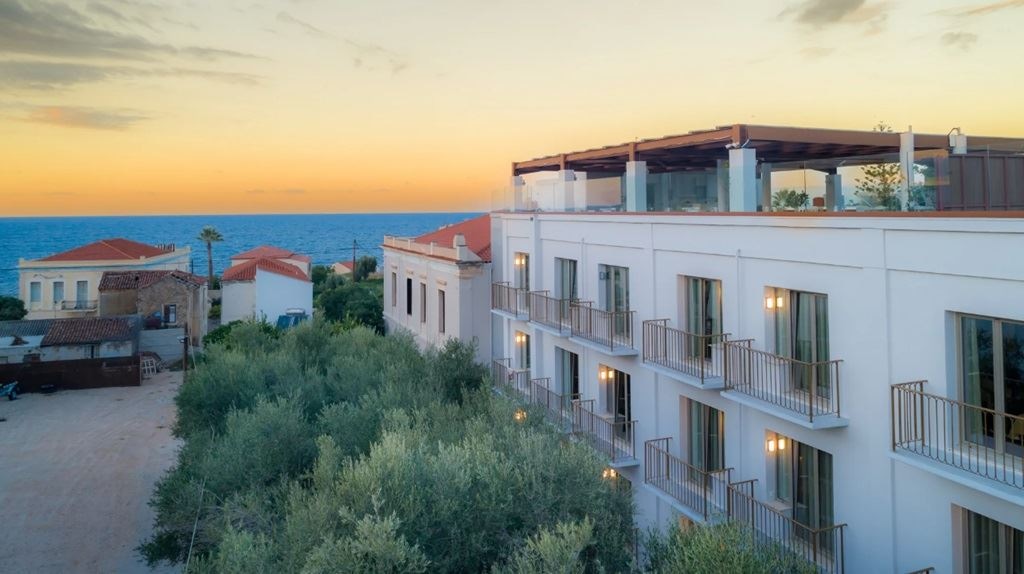 rooms-room-comfort-sea-view-balcony