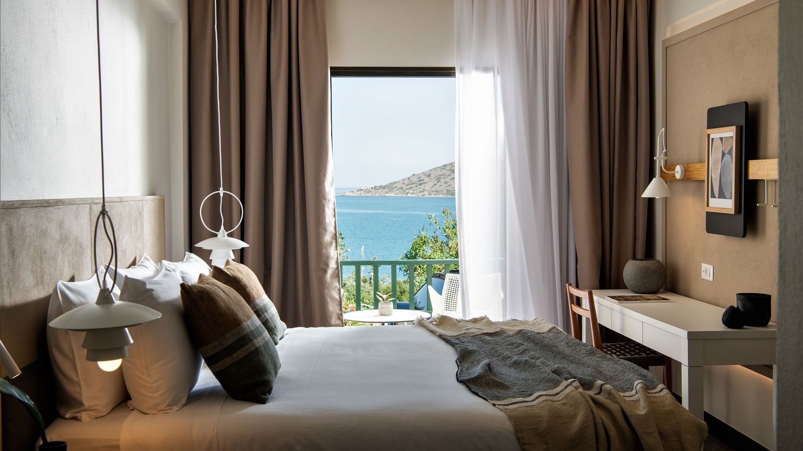 rooms-sapphire-nest
