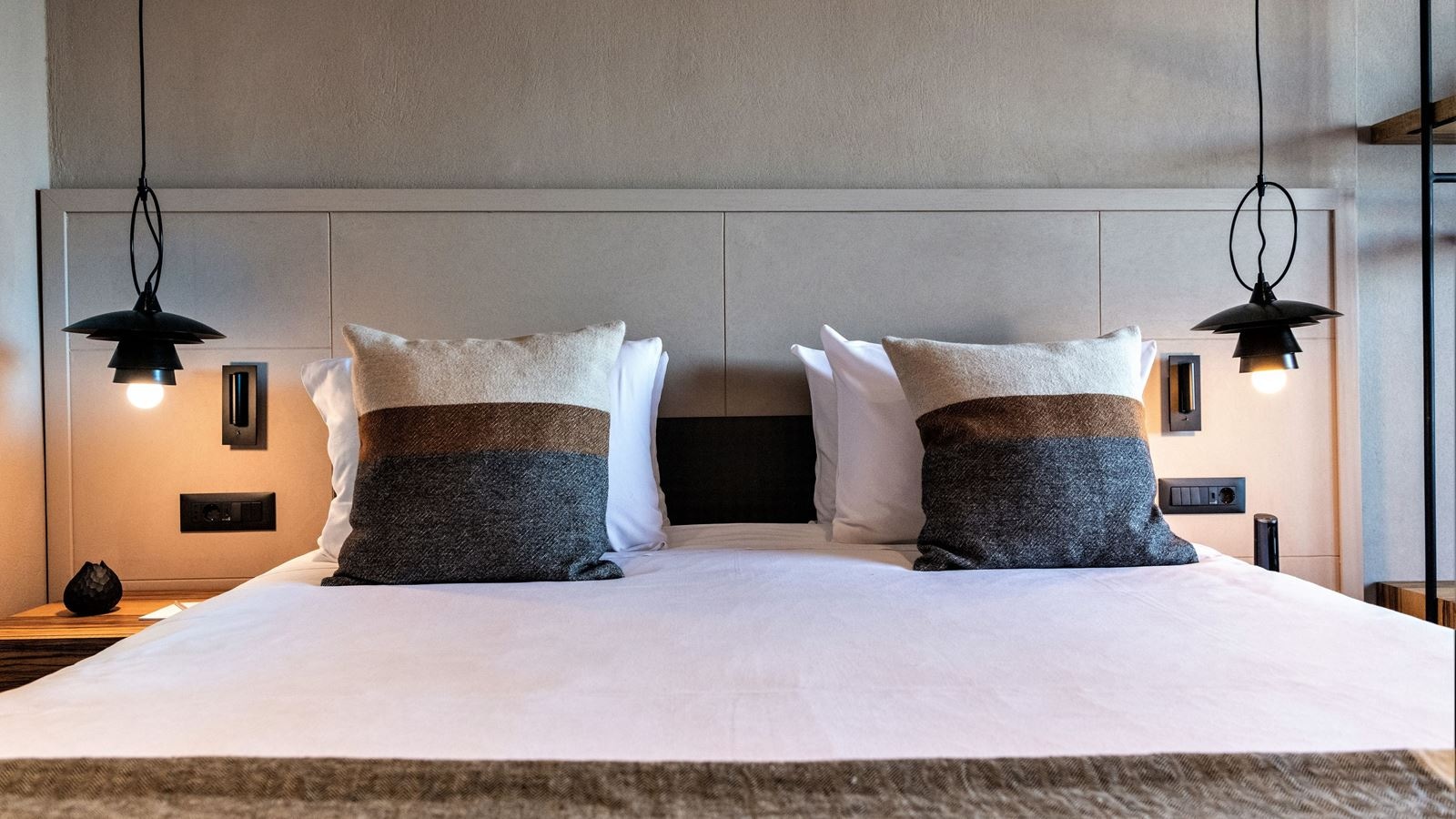 rooms-sapphire-nest