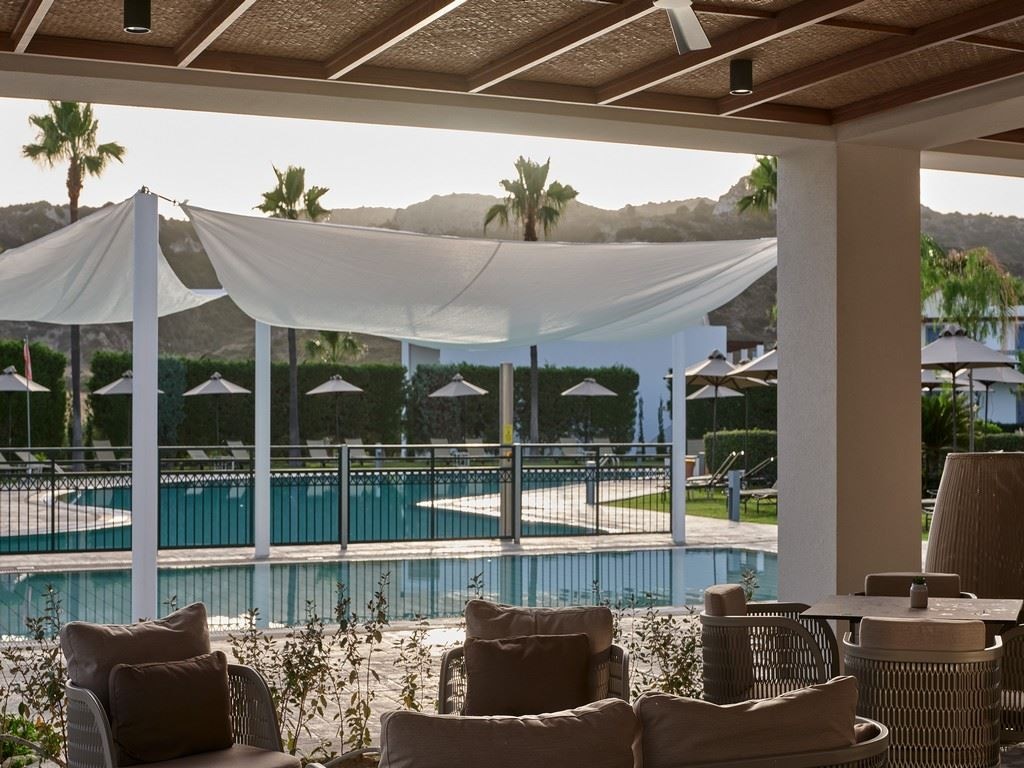 bars-azul-pool-bar