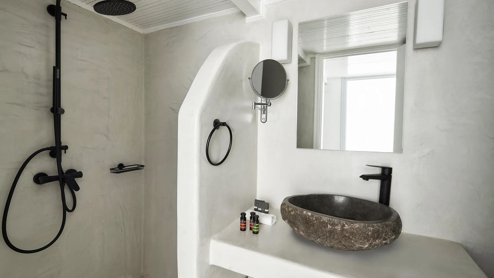 rooms-junior-suite-with-jetted-tub--garden-view
