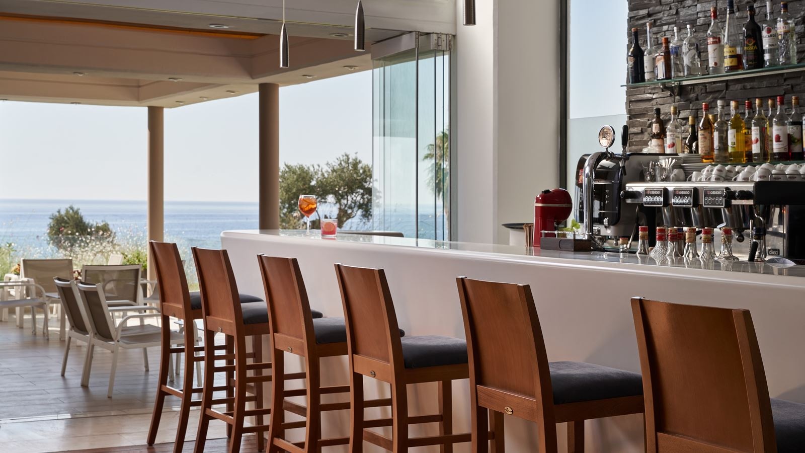 bars-lobby-bar-onar