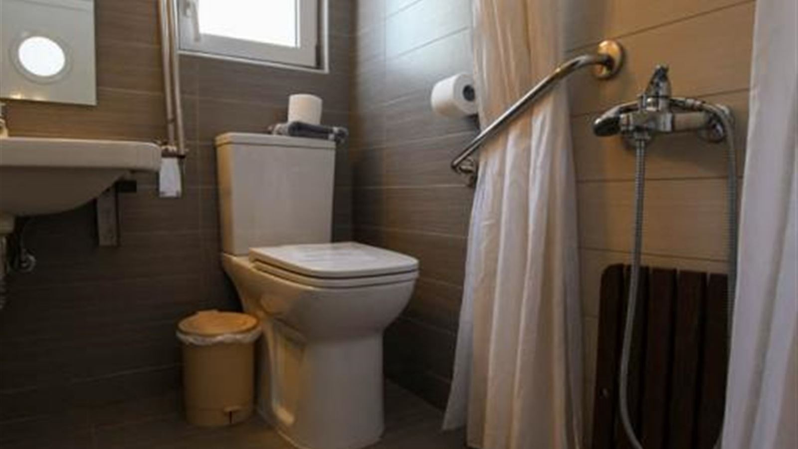 rooms-studio-2-pax