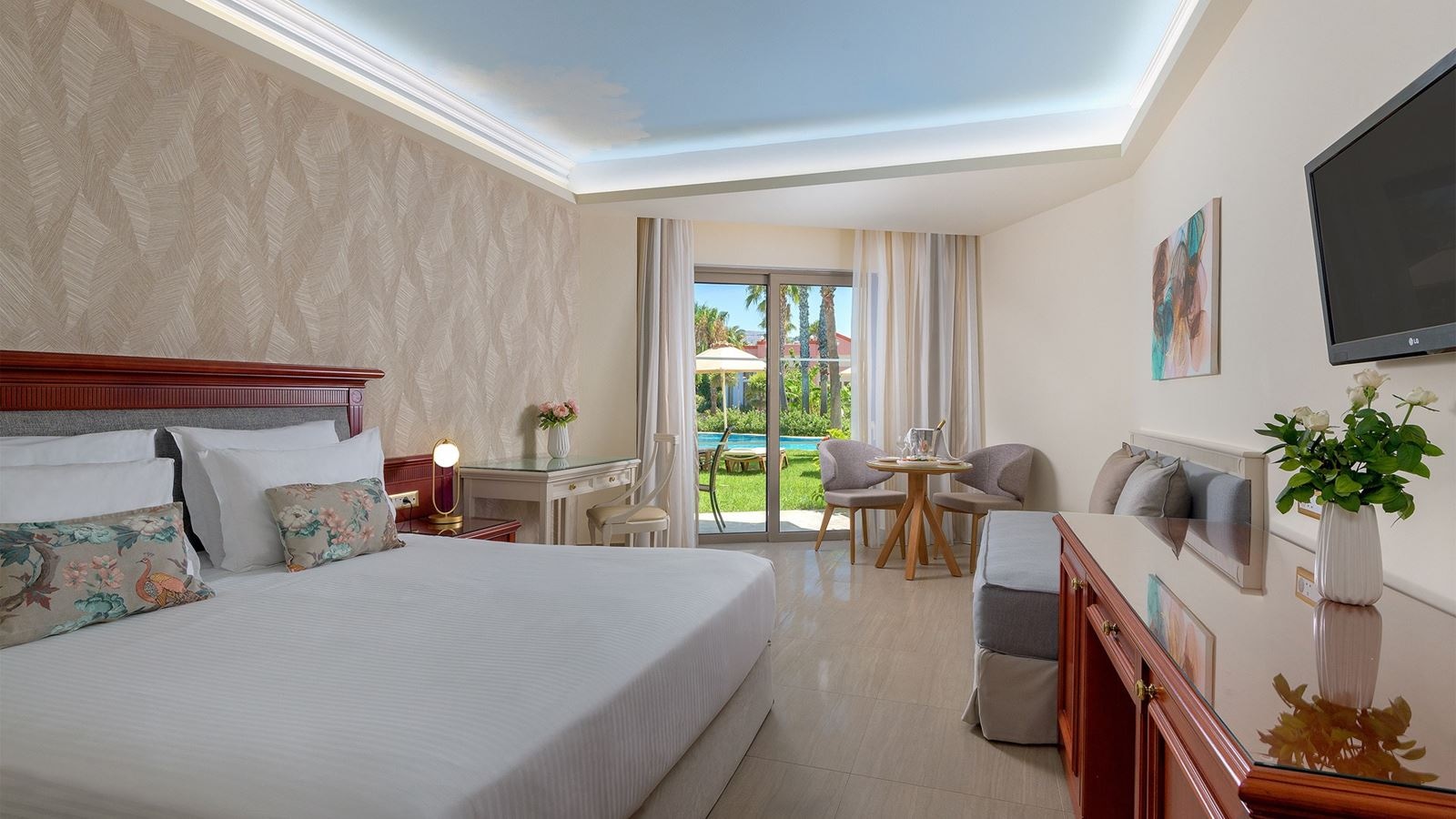 rooms-room-double-gardenpool-view-balcony-or-terrace