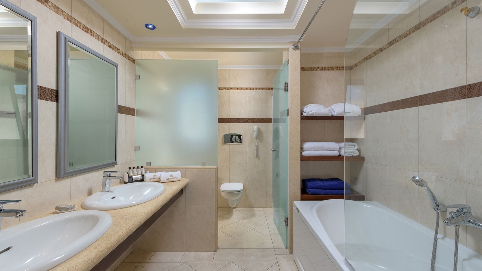 rooms-presidential-villa-with-private-pool--signature-collection