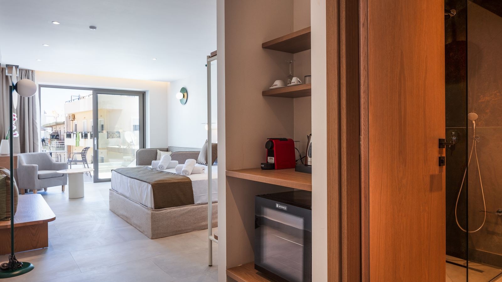 rooms-superior-room