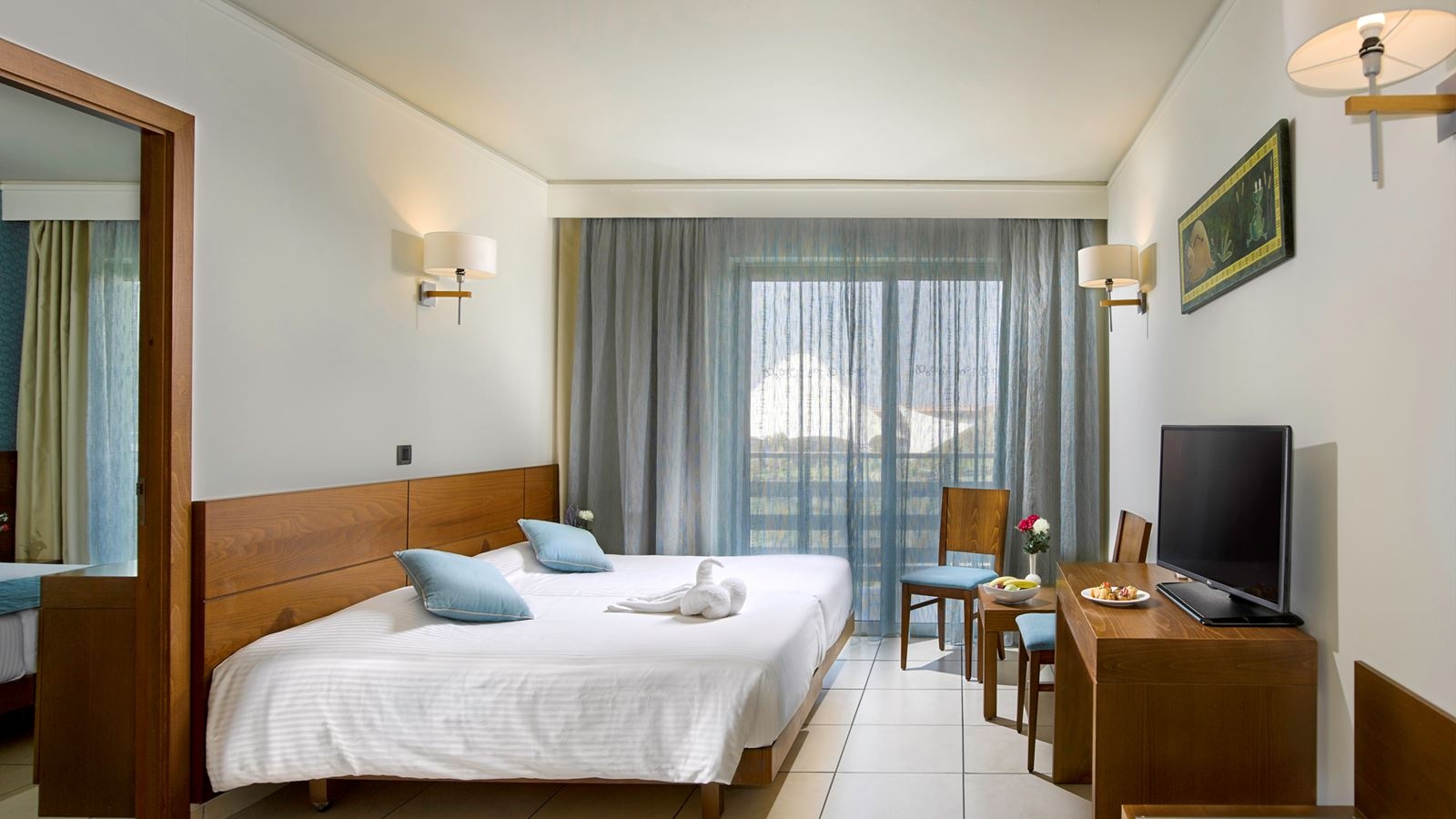 rooms-family-room