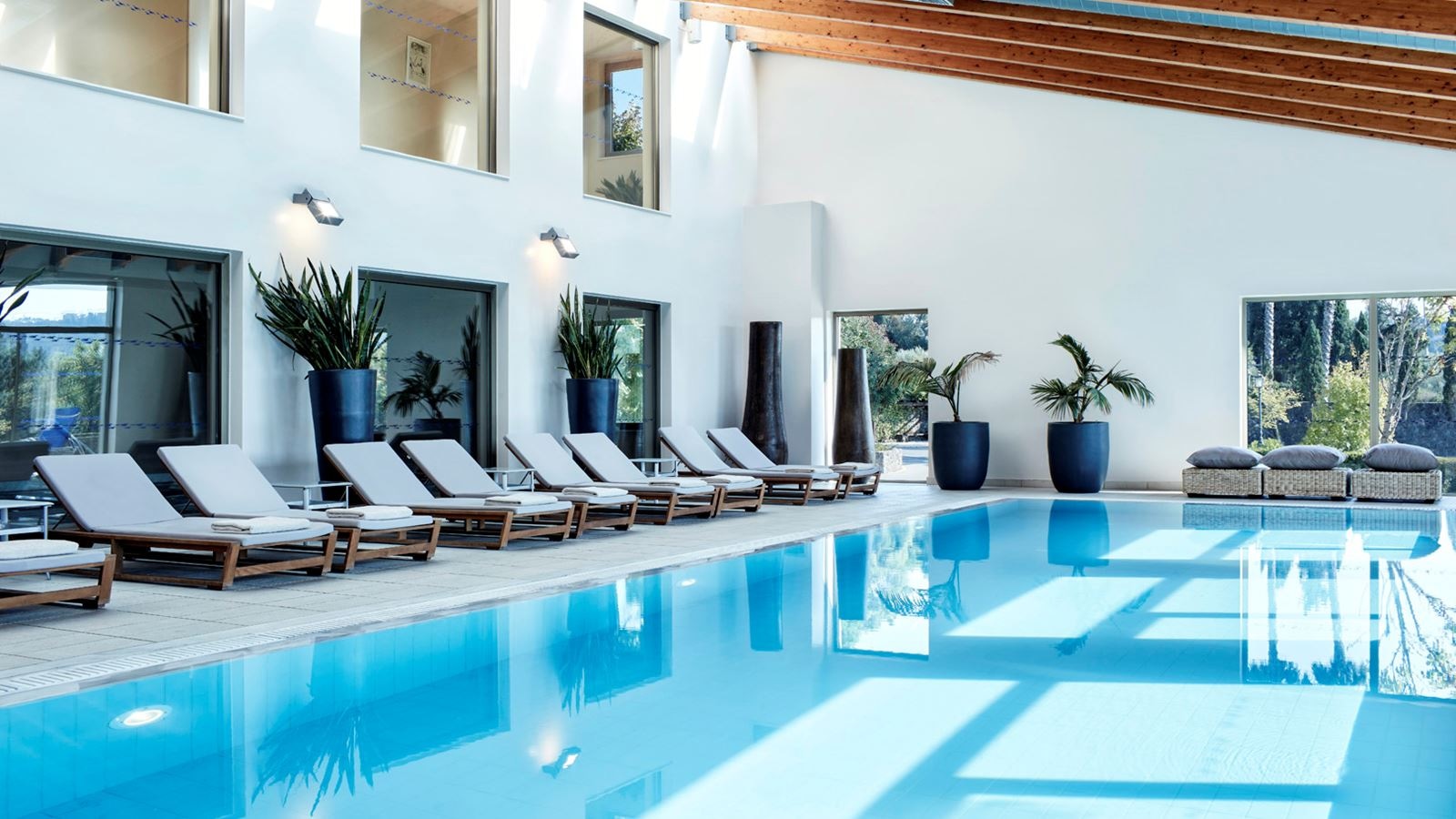 pools-indoor-pool