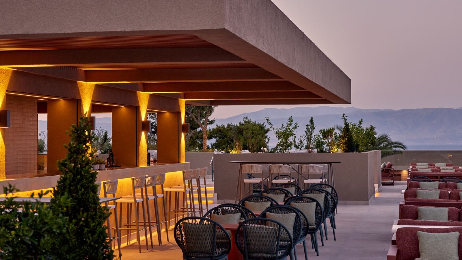 bars-elaionas-bar