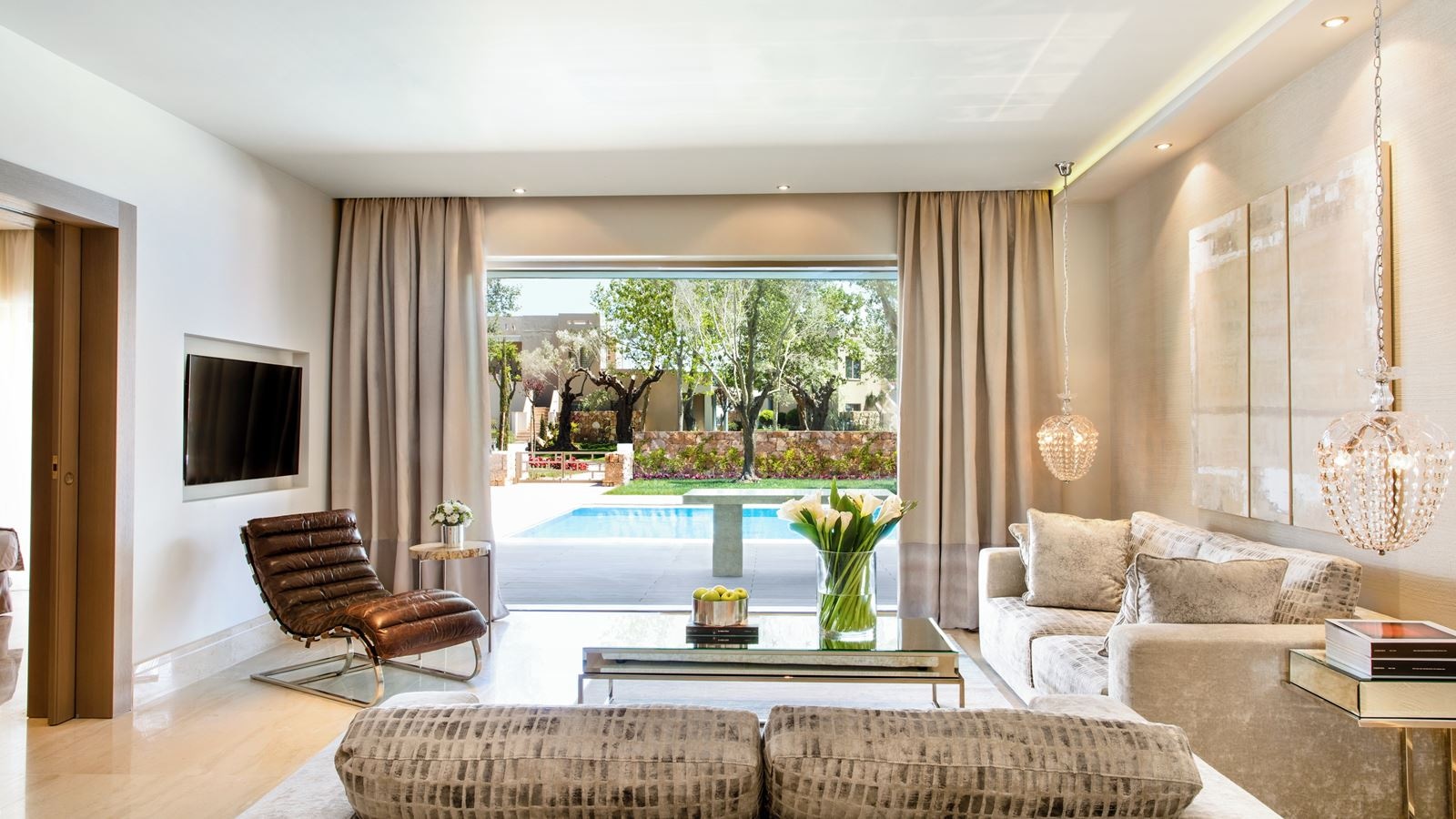 rooms-three-bedroom-deluxe-suite-private-pool