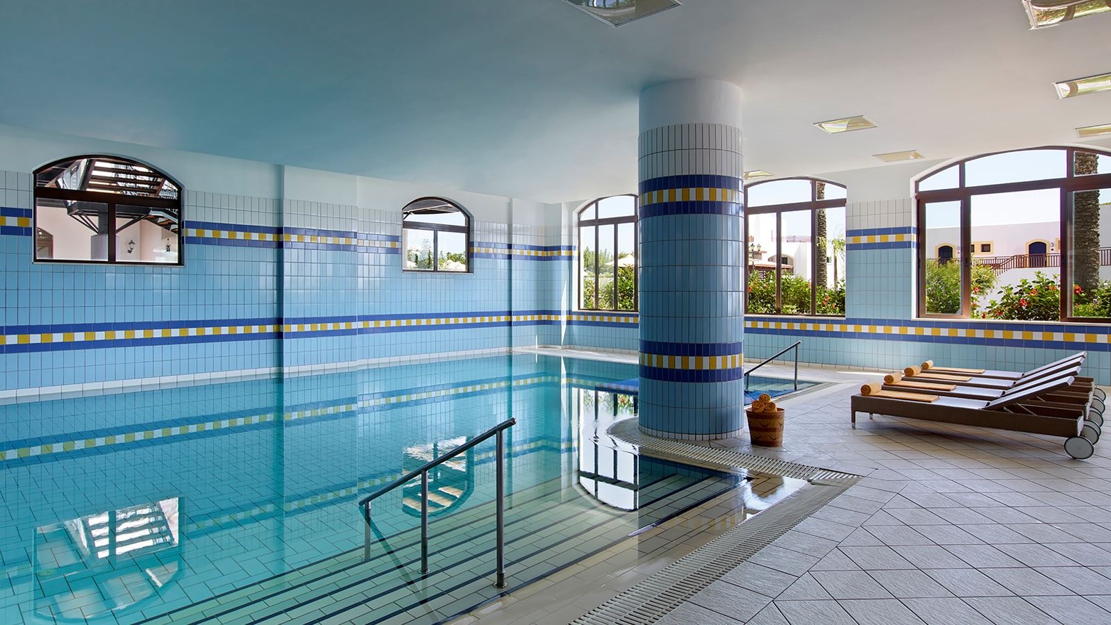 pools-indoor-pool