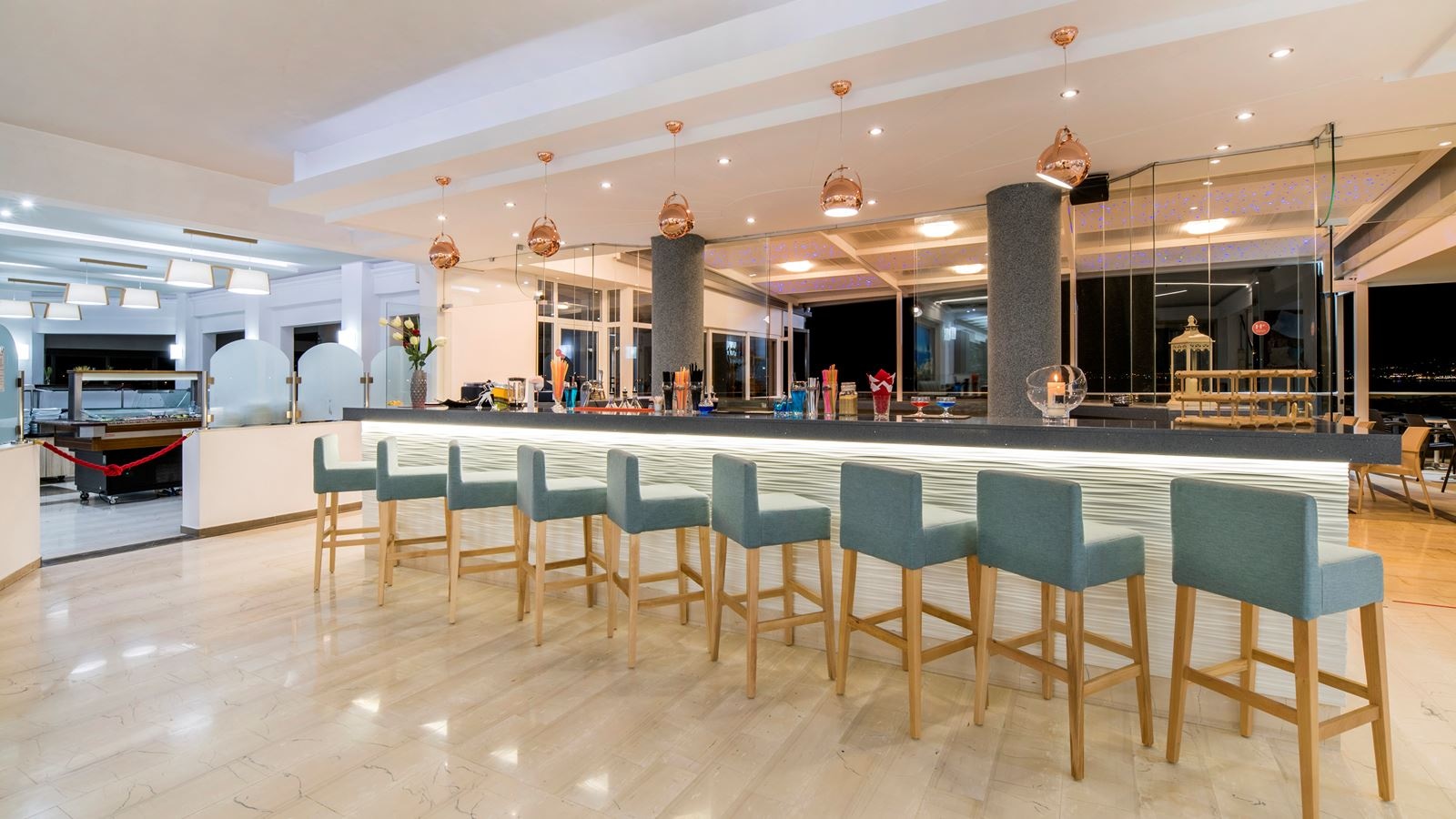 bars-lobby
