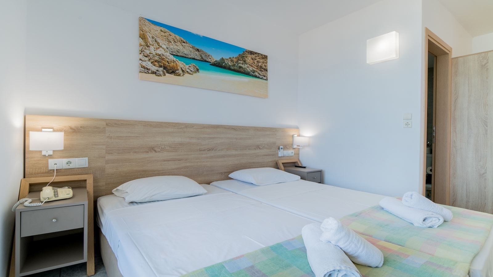 rooms-room-double-superior-side-sea-view