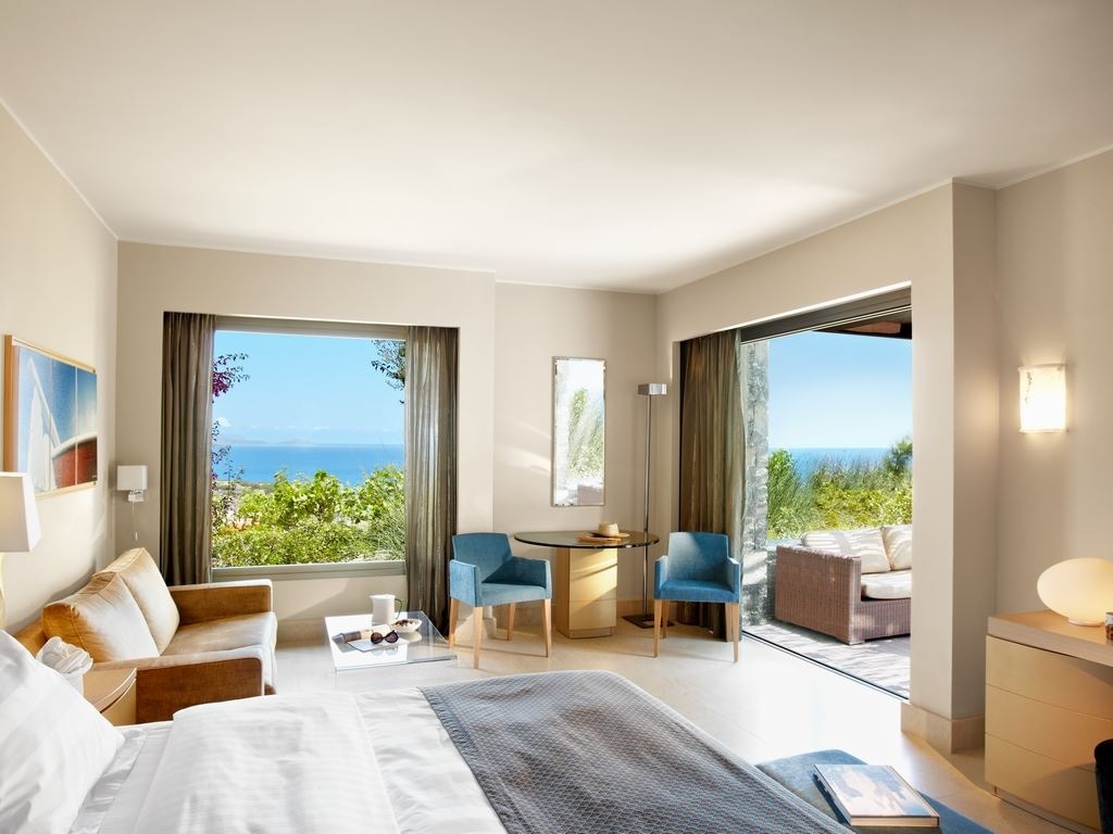 rooms-premium-junior-suite-with-private-pool