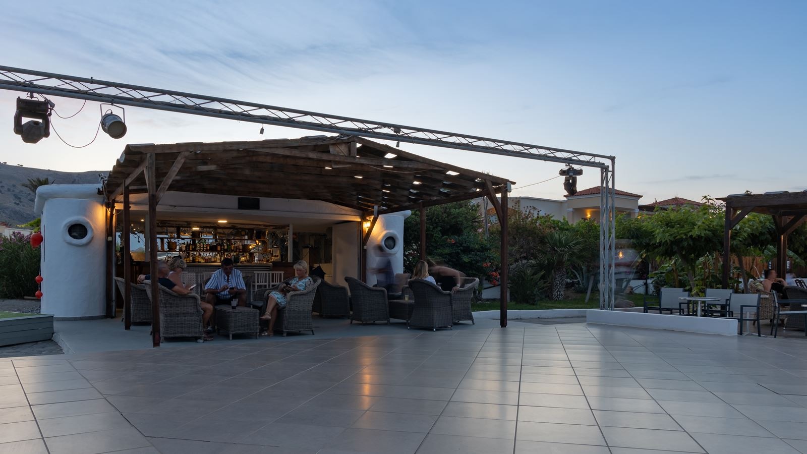 bars-beach-bar