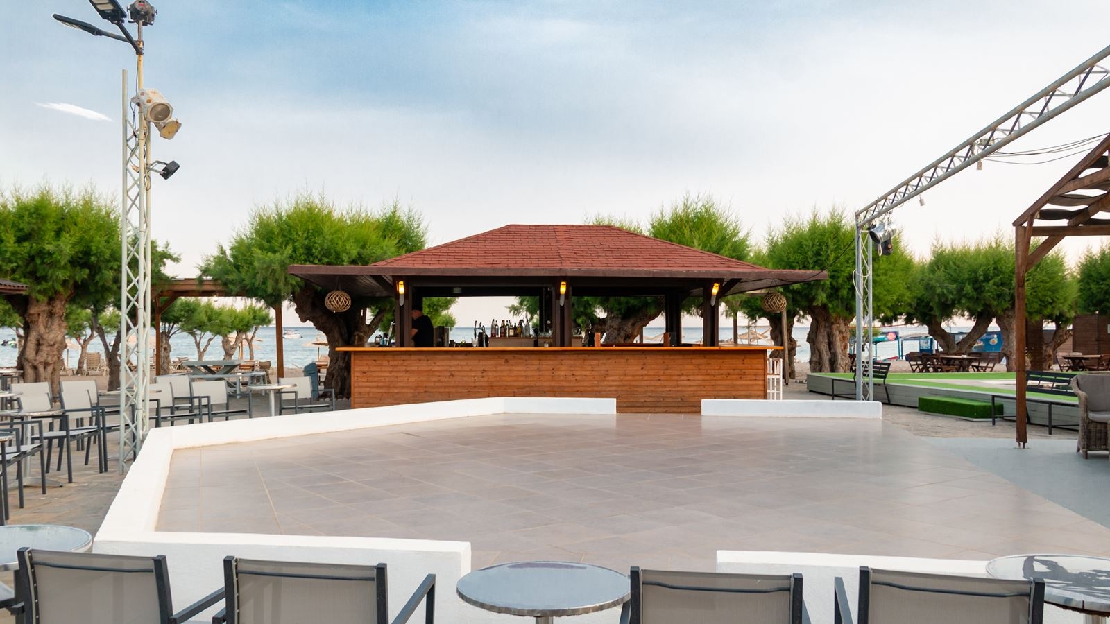 bars-beach-bar
