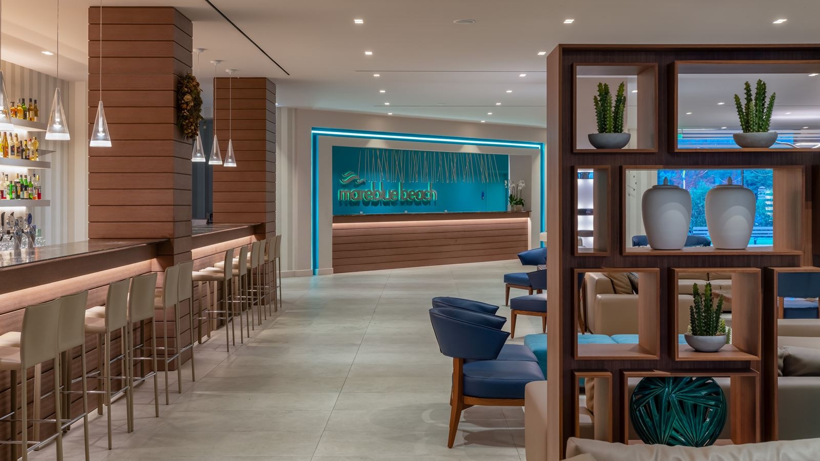 bars-lobby