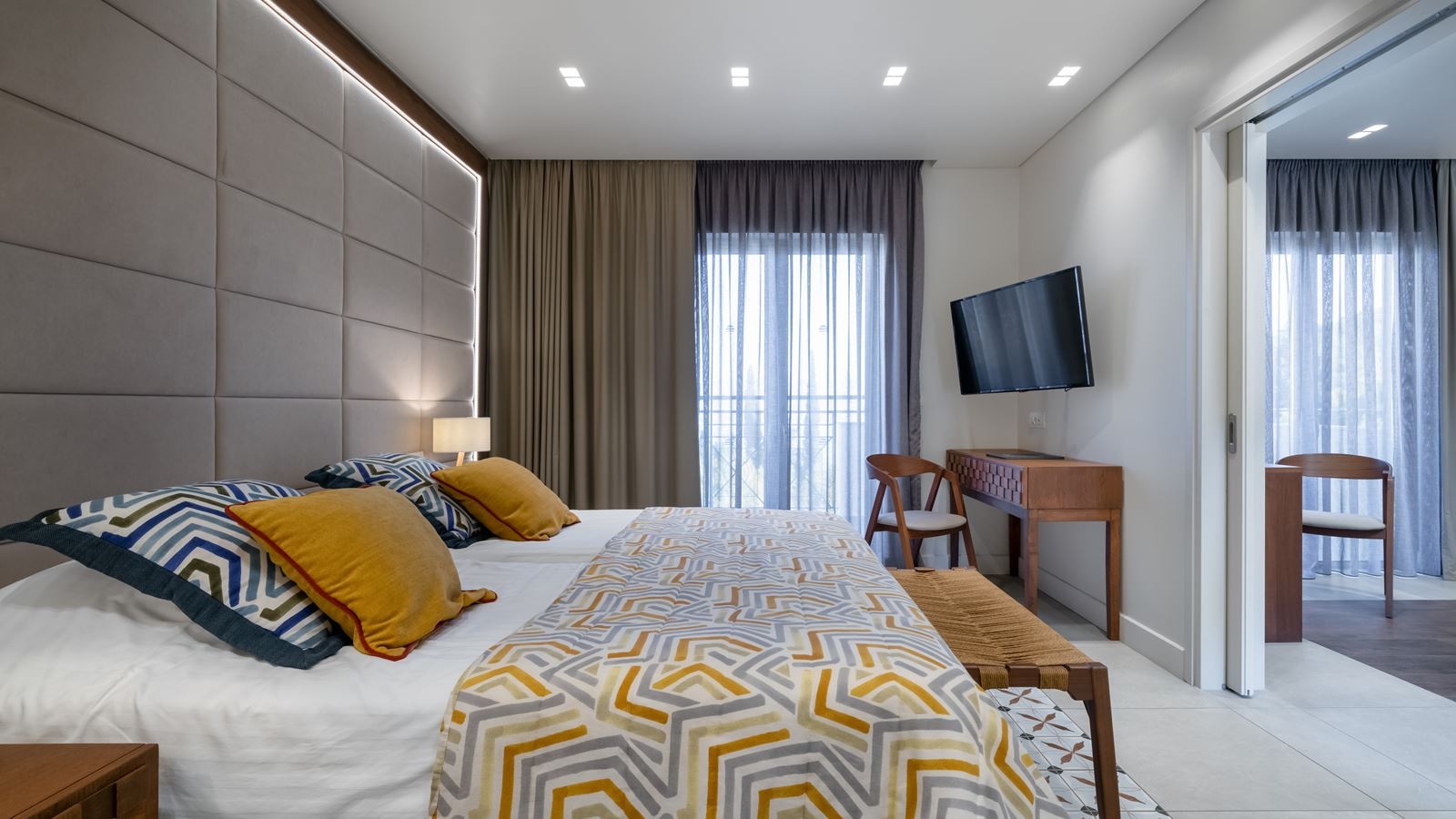 rooms-suite