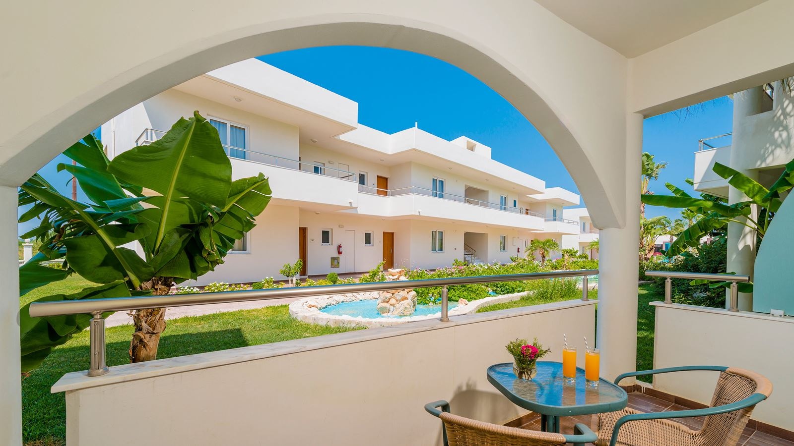 rooms-standard-room