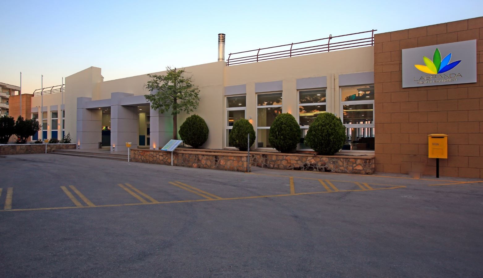 general-main-building