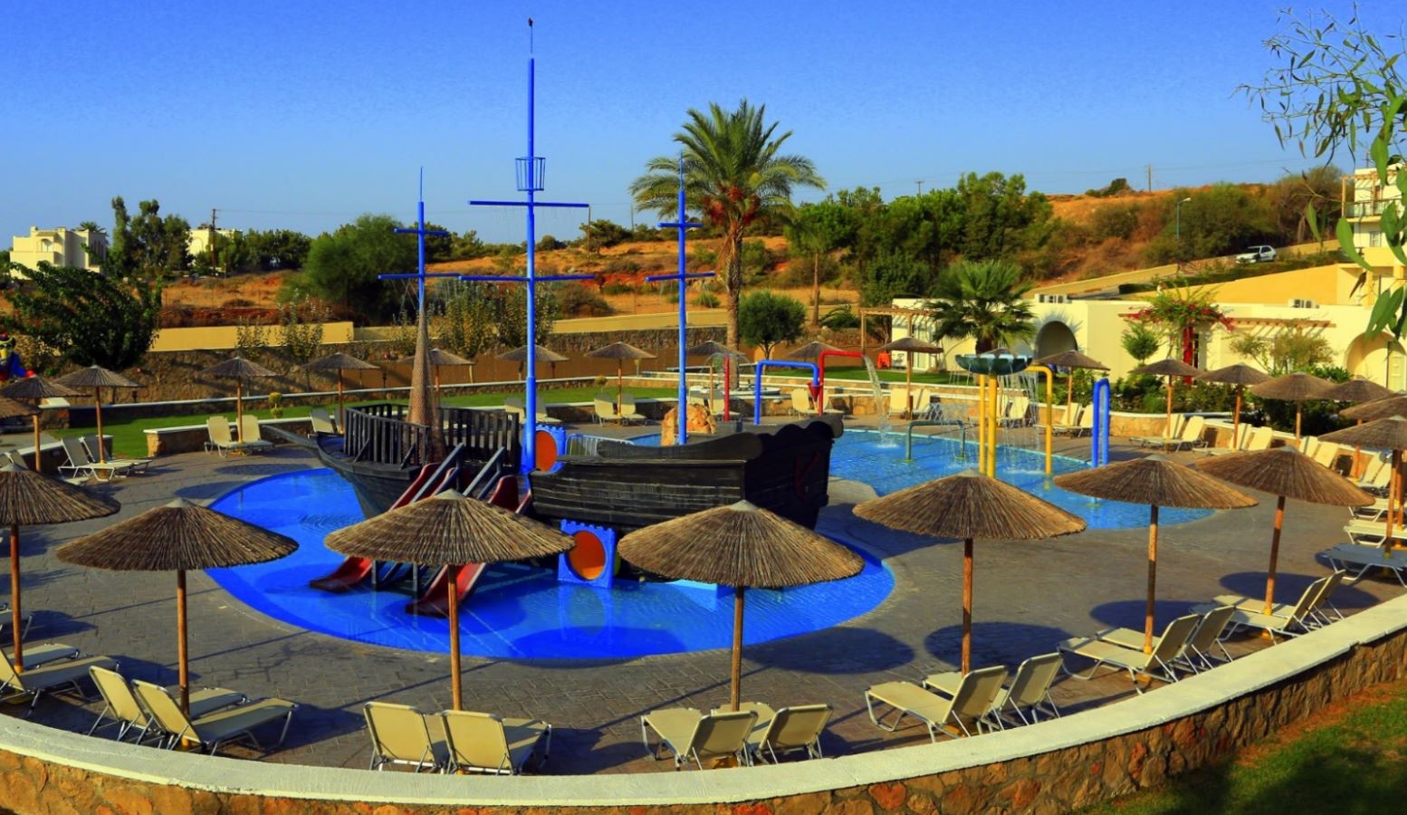 pools-outdoor-childrens-pool