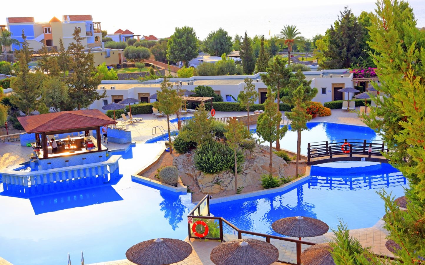 pools-outdoor-pool