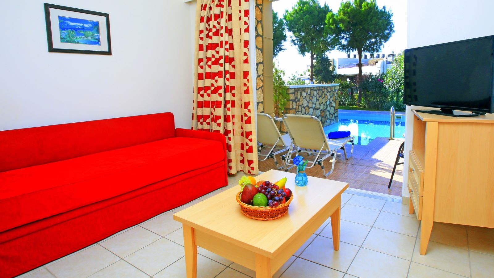 rooms-superior-family-room-with-shared-pool