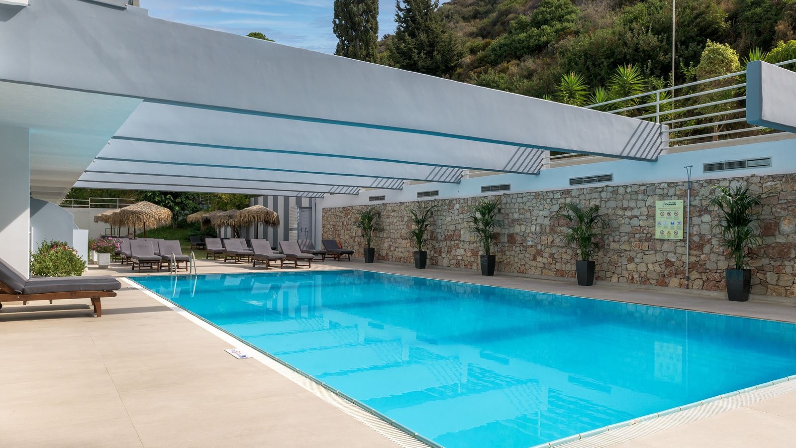 pools-outdoor-pool