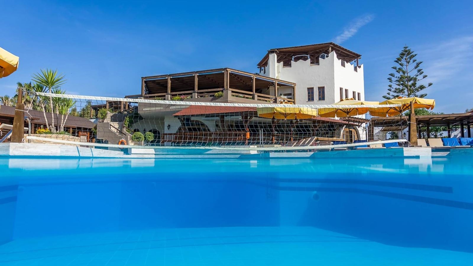 pools-outdoor-pool