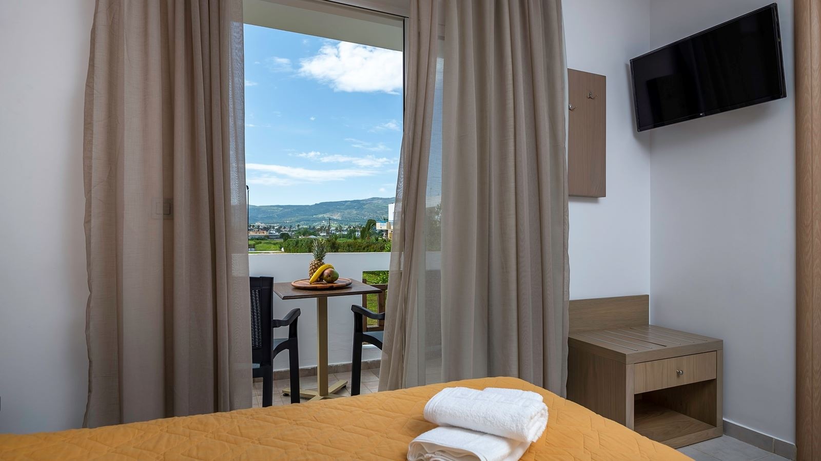 rooms-single-room